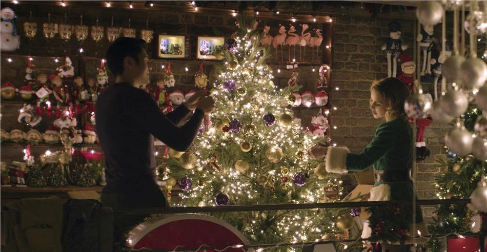 Last Christmas (2019) 9 Last Christmas (2019) – Image 7